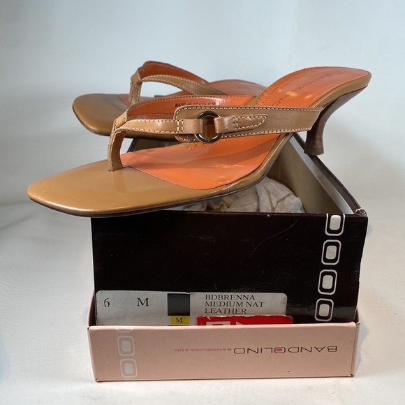 Woman’s 6 Bandolino heel sandal - Picture 6 of 6